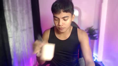 Fev online show from October 9, 2025, 7:56 pm