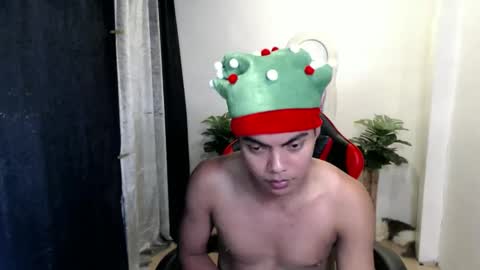 Fev online show from October 21, 2025, 7:14 pm