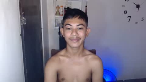 Snapshot of asiancockhero22 chatting on January 18, 2025, 12:57 am HERO online show from January 18, 2025, 12:57 am