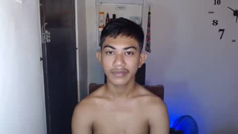 Snapshot of asiancockhero22 chatting on January 22, 2025, 12:38 am HERO online show from January 22, 2025, 12:38 am