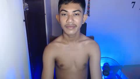 Snapshot of asiancockhero22 chatting on January 22, 2025, 10:37 pm HERO online show from January 22, 2025, 10:37 pm