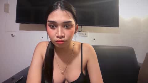 Snapshot of asiancutiehunk chatting on October 13, 2025, 8:14 am asiancutiehunk online show from October 13, 2025, 8:14 am