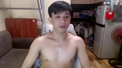 Snapshot of asiandreamboyx chatting on February 11, 2025, 12:16 pm asiandreamboyx online show from February 11, 2025, 12:16 pm