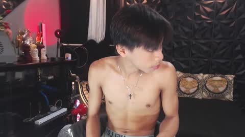 Snapshot of asianfuckertwink chatting on November 26, 2025, 7:31 am asianfuckertwink online show from November 26, 2025, 7:31 am