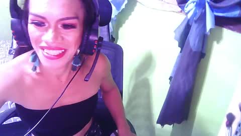 Miss Audrey L Monel online show from January 7, 2025, 4:37 pm