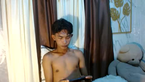 Nico online show from October 15, 2025, 2:44 am