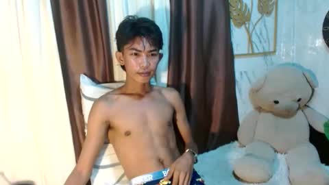 Nico online show from October 19, 2025, 5:46 pm