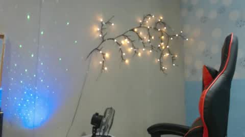 Snapshot of asianindulgent chatting on March 5, 2026, 5:31 pm AMARA online show from March 5, 2026, 5:31 pm