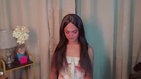 Snapshot of asiankianna chatting on December 3, 2025, 9:51 am Kianna online show from December 3, 2025, 9:51 am