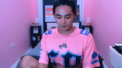 asianverstwink online show from May 25, 2026, 11:00 pm