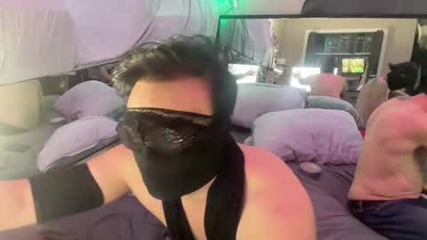 Snapshot of asianwhite109430742176 chatting on December 15, 2025, 7:51 pm asianwhite109430742176 online show from December 15, 2025, 7:51 pm