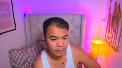 Snapshot of asianzero chatting on January 14, 2025, 6:17 pm Zero online show from January 14, 2025, 6:17 pm