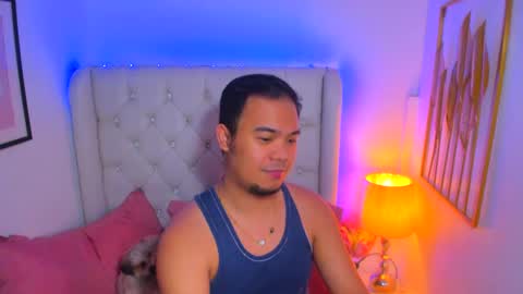 Snapshot of asianzero chatting on February 3, 2025, 9:50 pm Zero online show from February 3, 2025, 9:50 pm