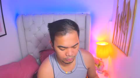 Snapshot of asianzero chatting on February 7, 2025, 7:29 am Zero online show from February 7, 2025, 7:29 am