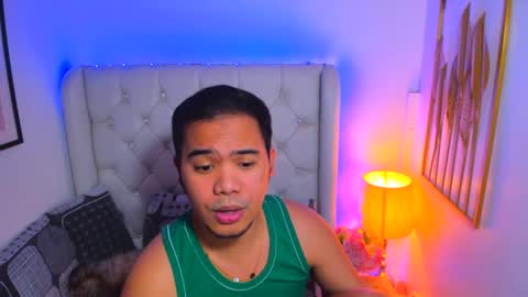 Snapshot of asianzero chatting on February 13, 2025, 6:48 pm Zero online show from February 13, 2025, 6:48 pm