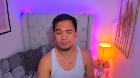 Snapshot of asianzero chatting on February 15, 2025, 6:44 pm Zero online show from February 15, 2025, 6:44 pm