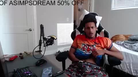 Snapshot of asimpsdream chatting on September 19, 2025, 1:12 pm asimpsdream online show from September 19, 2025, 1:12 pm