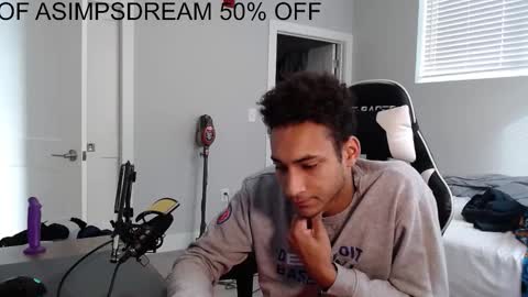 asimpsdream online show from November 11, 2025, 3:12 pm