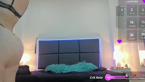Snapshot of aslhyn_gomez chatting on November 27, 2025, 8:44 pm Aslhyn online show from November 27, 2025, 8:44 pm
