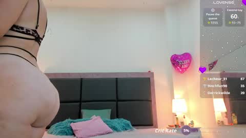  Aslhyn  online show from April 16, 2026, 9:39 pm