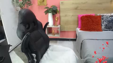 Snapshot of aslyhernandez chatting on May 21, 2026, 10:11 am ASLY online show from May 21, 2026, 10:11 am
