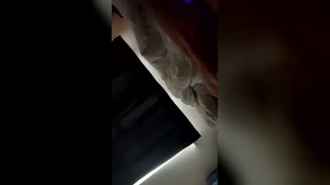 Snapshot of asmall93 chatting on March 7, 2026, 9:50 am asmall93 online show from March 7, 2026, 9:50 am