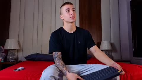 Snapshot of asmodeo_cox chatting on January 7, 2025, 11:03 pm Asmodeo - online show from January 7, 2025, 11:03 pm