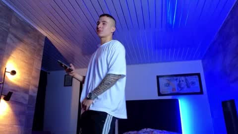 Snapshot of asmodeo_cox chatting on January 17, 2025, 5:11 am Asmodeo - online show from January 17, 2025, 5:11 am