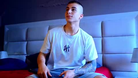 Snapshot of asmodeo_cox chatting on January 20, 2025, 9:11 pm Asmodeo - online show from January 20, 2025, 9:11 pm