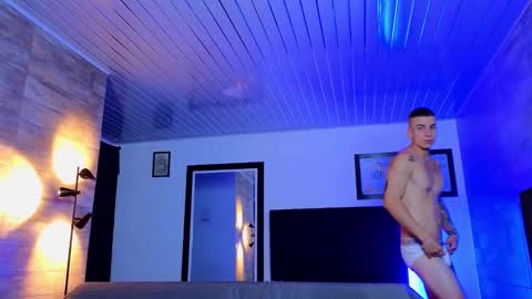 Snapshot of asmodeo_cox chatting on February 13, 2025, 2:12 am Asmodeo - online show from February 13, 2025, 2:12 am