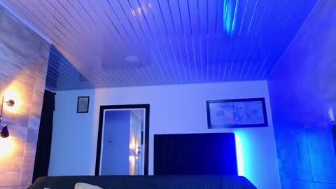 Snapshot of asmodeo_cox chatting on March 6, 2025, 1:05 am Asmodeo - online show from March 6, 2025, 1:05 am