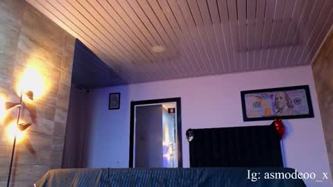 Snapshot of asmodeo_cox chatting on October 18, 2025, 2:14 am Asmodeo - online show from October 18, 2025, 2:14 am