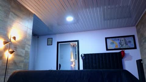 Snapshot of asmodeo_cox chatting on October 24, 2025, 3:14 am Asmodeo - online show from October 24, 2025, 3:14 am