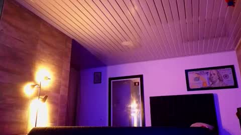 Snapshot of asmodeo_cox chatting on November 8, 2025, 2:12 am Asmodeo - online show from November 8, 2025, 2:12 am