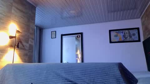 Snapshot of asmodeo_cox chatting on November 16, 2025, 10:26 pm Asmodeo - online show from November 16, 2025, 10:26 pm