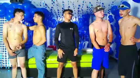 THOMAS AND DAMIAND online show from December 4, 2024, 3:26 am