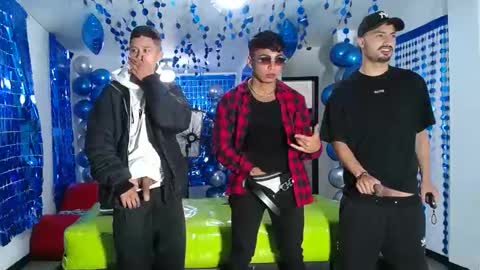 THOMAS AND DAMIAND online show from January 24, 2025, 12:20 am