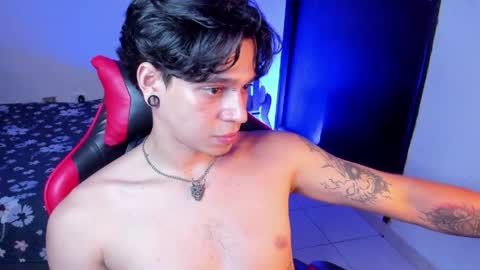 asmodeuszz online show from May 9, 2026, 1:00 am