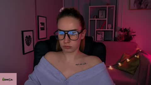 Snapshot of asol_muah chatting on January 9, 2025, 12:03 am Asol online show from January 9, 2025, 12:03 am