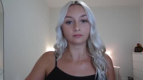 Snapshot of aspenaries chatting on October 30, 2025, 2:02 am Aspen Aries online show from October 30, 2025, 2:02 am