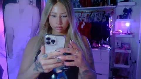 Snapshot of aspenmadden chatting on January 13, 2025, 11:49 pm iwantaspen online show from January 13, 2025, 11:49 pm