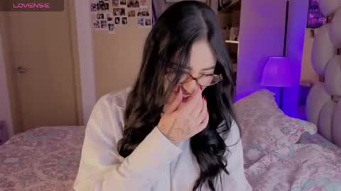 Ashley online show from December 4, 2025, 4:00 am