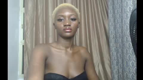 Snapshot of assy_girl25 chatting on May 25, 2026, 6:41 am Assy girl25 online show from May 25, 2026, 6:41 am