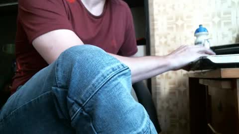 Snapshot of asterion51 chatting on September 17, 2025, 3:35 pm asterion51 online show from September 17, 2025, 3:35 pm