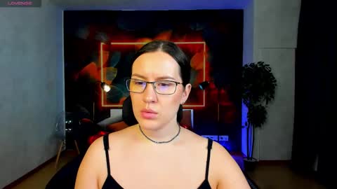 Snapshot of asti_bubbles chatting on March 3, 2026, 1:34 am Asti online show from March 3, 2026, 1:34 am