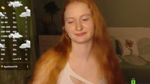 Snapshot of astoria_ross_ chatting on June 17, 2026, 3:13 pm Astoria online show from June 17, 2026, 3:13 pm