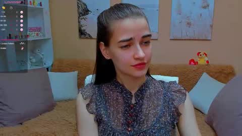 Snapshot of astorianight chatting on February 9, 2025, 1:56 pm Astoria online show from February 9, 2025, 1:56 pm