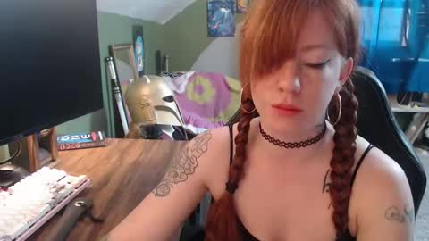 AstraeaSiren online show from April 3, 2026, 6:06 pm