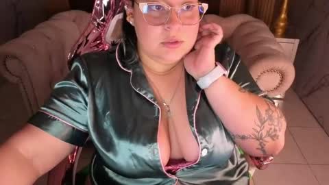 astrid1_s online show from May 6, 2026, 3:24 am