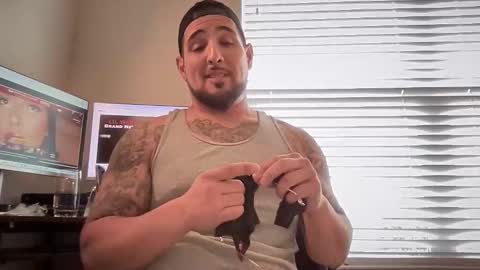 Snapshot of astro_n_tatiana chatting on November 19, 2025, 6:19 pm astro_n_tatiana online show from November 19, 2025, 6:19 pm